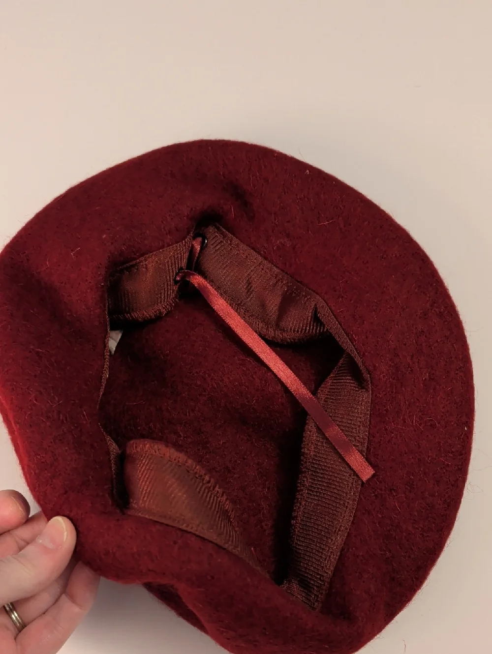 Jing Pin Yang Burgundy Felt Beret NIP